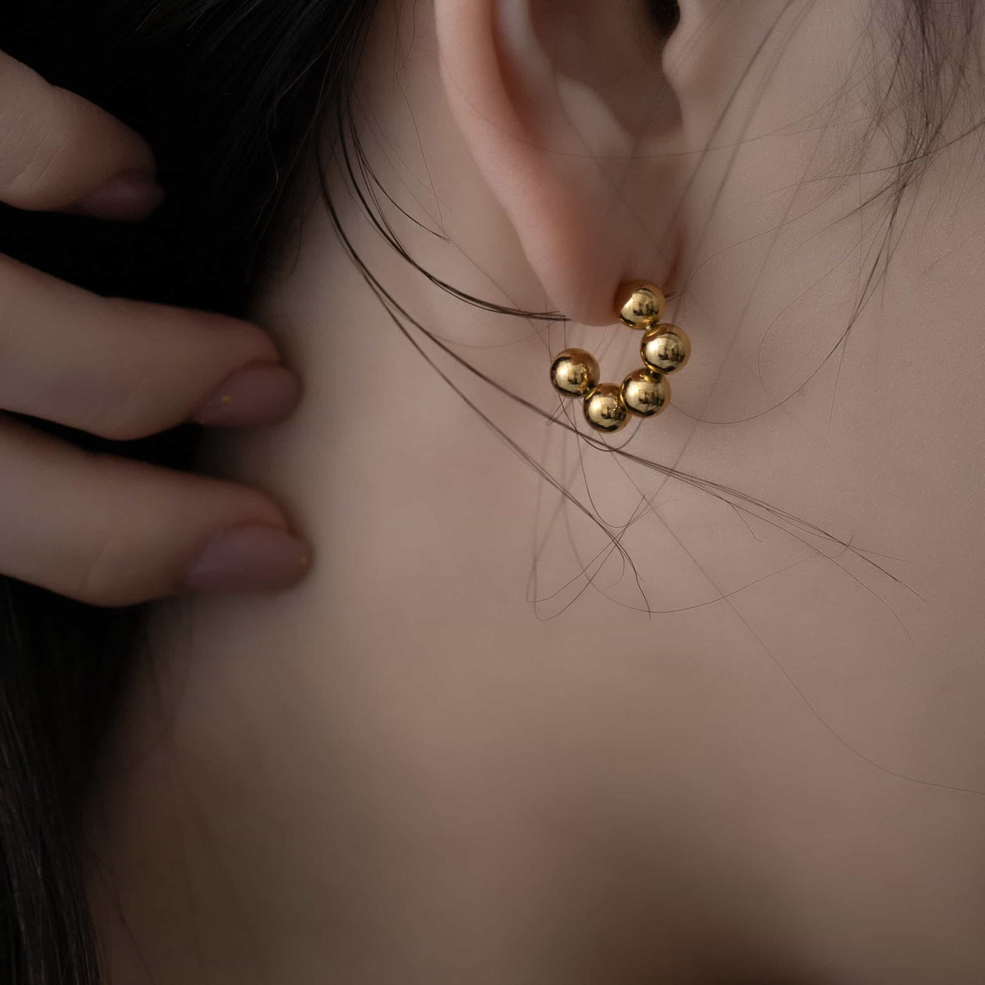 ball hoop earrings p54