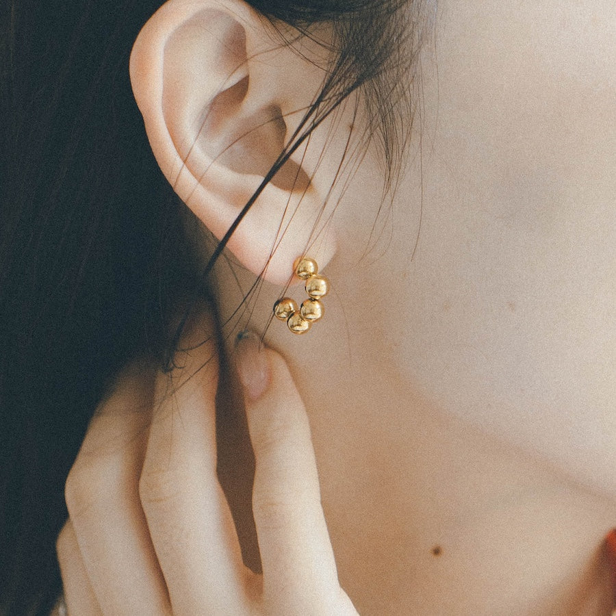 ball hoop earrings p54