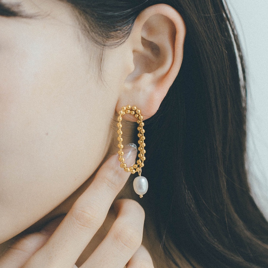 pearl chain earrings p57
