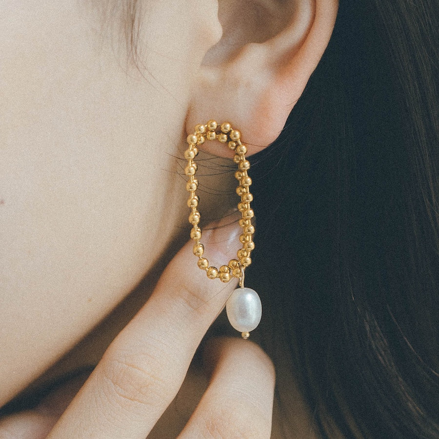 pearl chain earrings p57