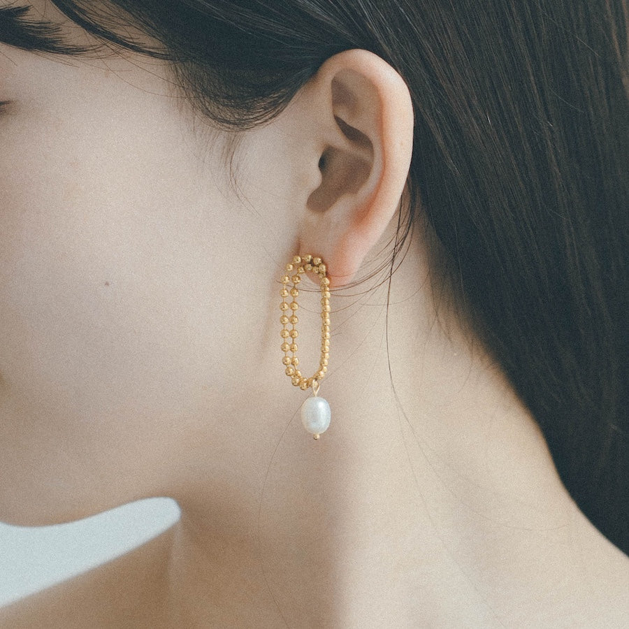 pearl chain earrings p57