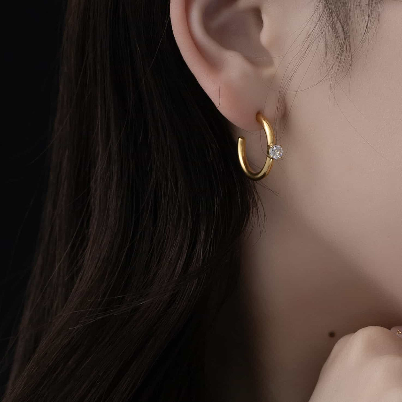 Zirconia hoop earrings p30