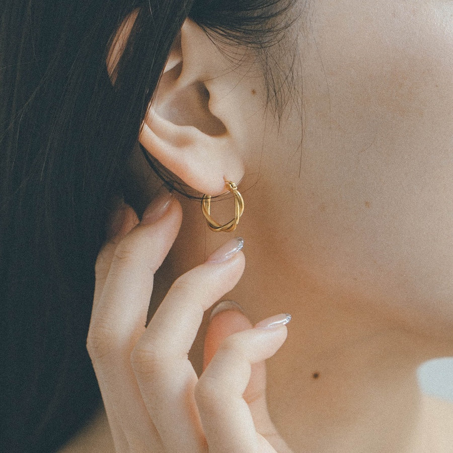 twisted hoop earrings p5