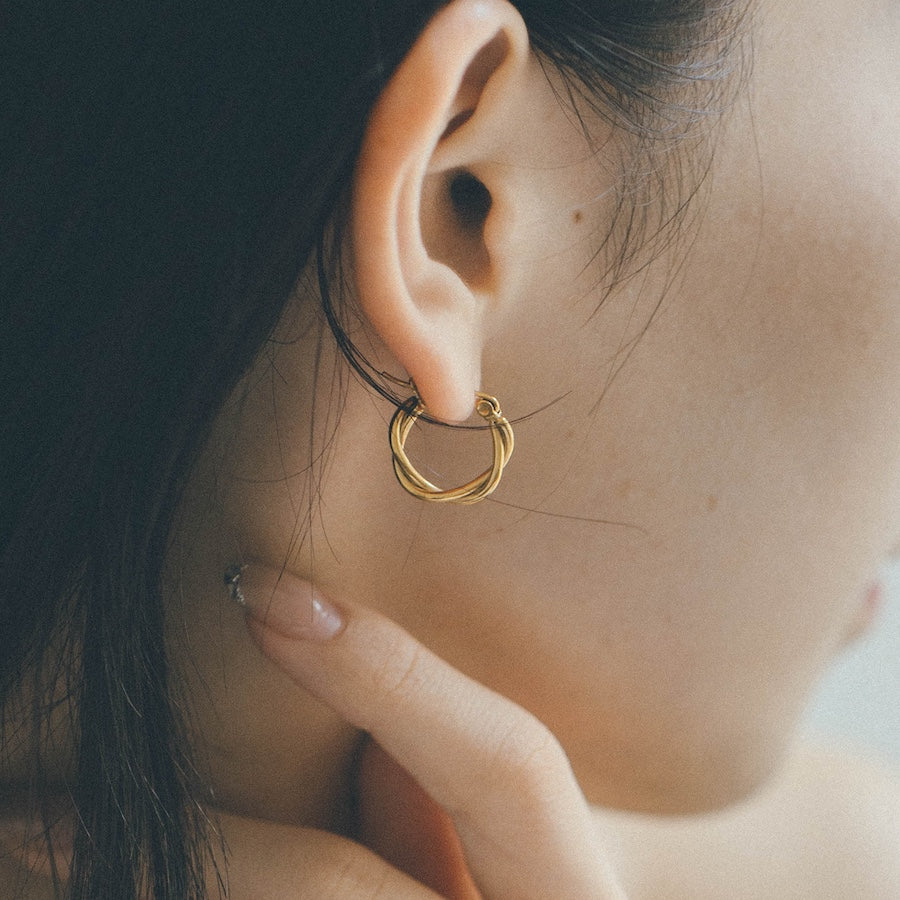 twisted hoop earrings p5