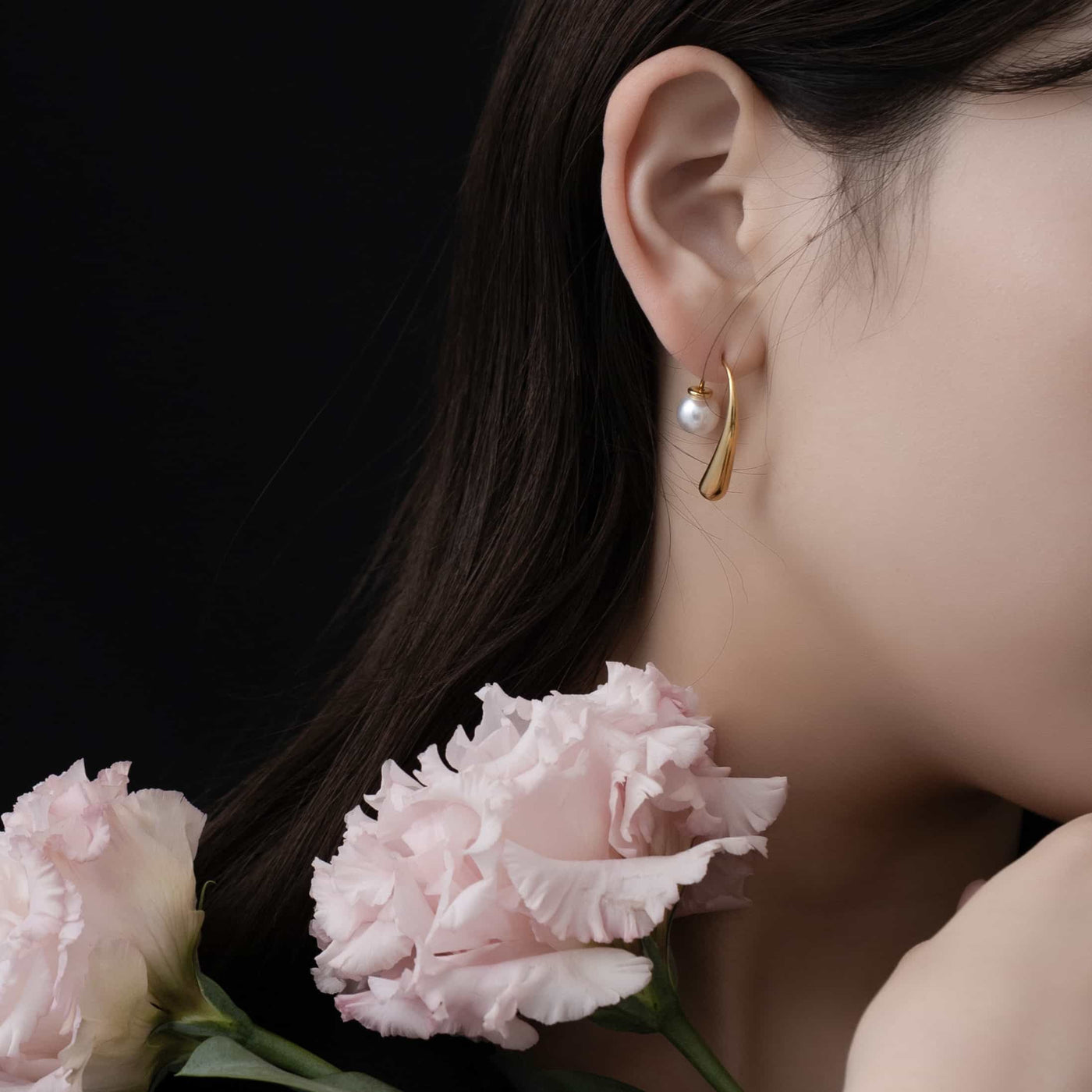 pearl earrings p53