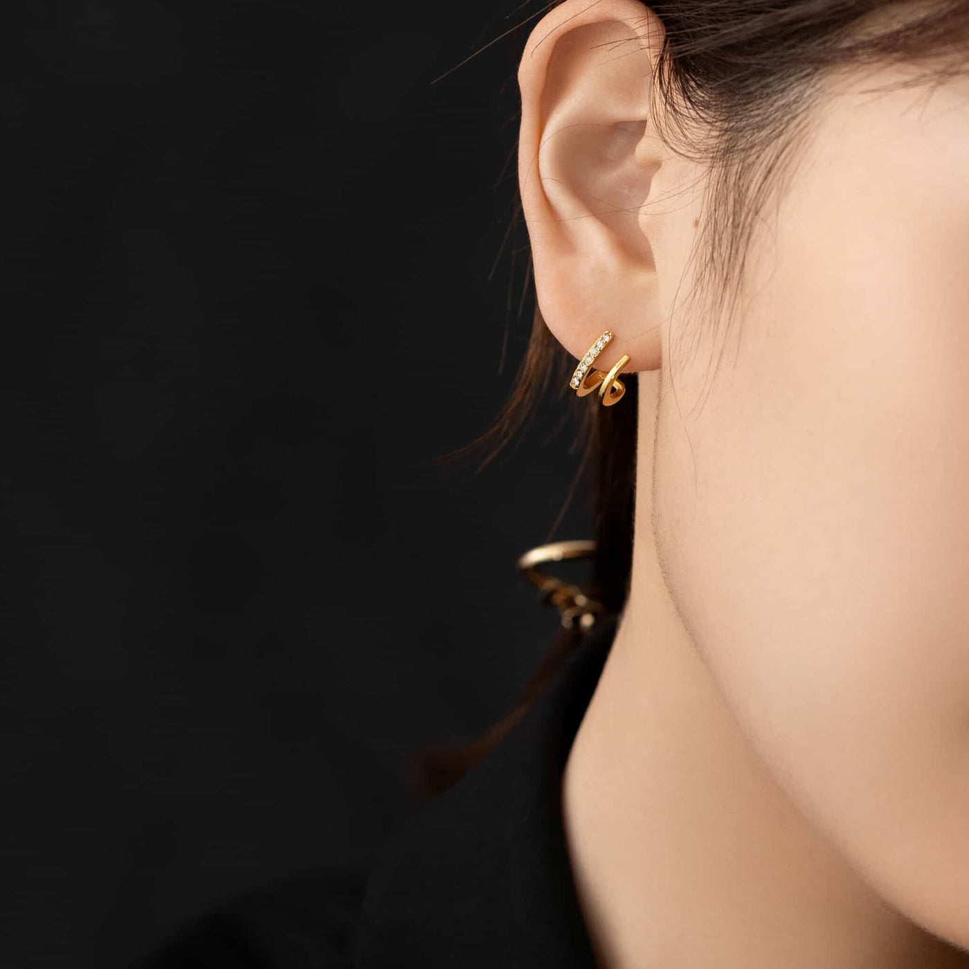 ビジュー ダブルライン ピアス p113