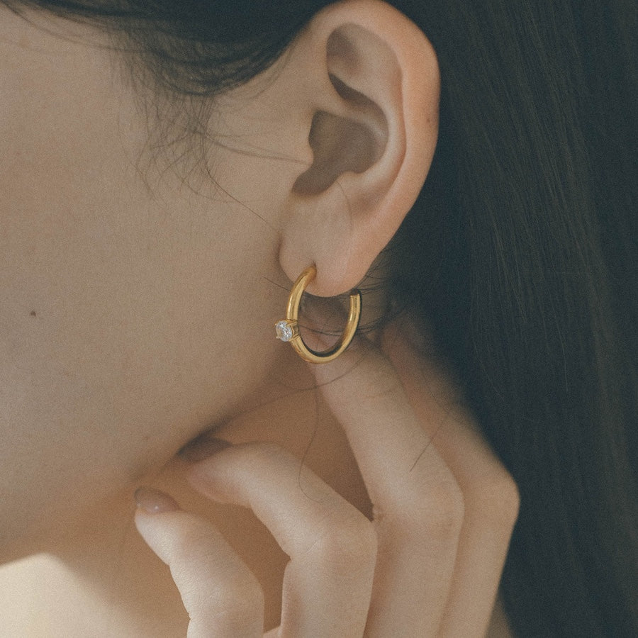 Zirconia hoop earrings p30