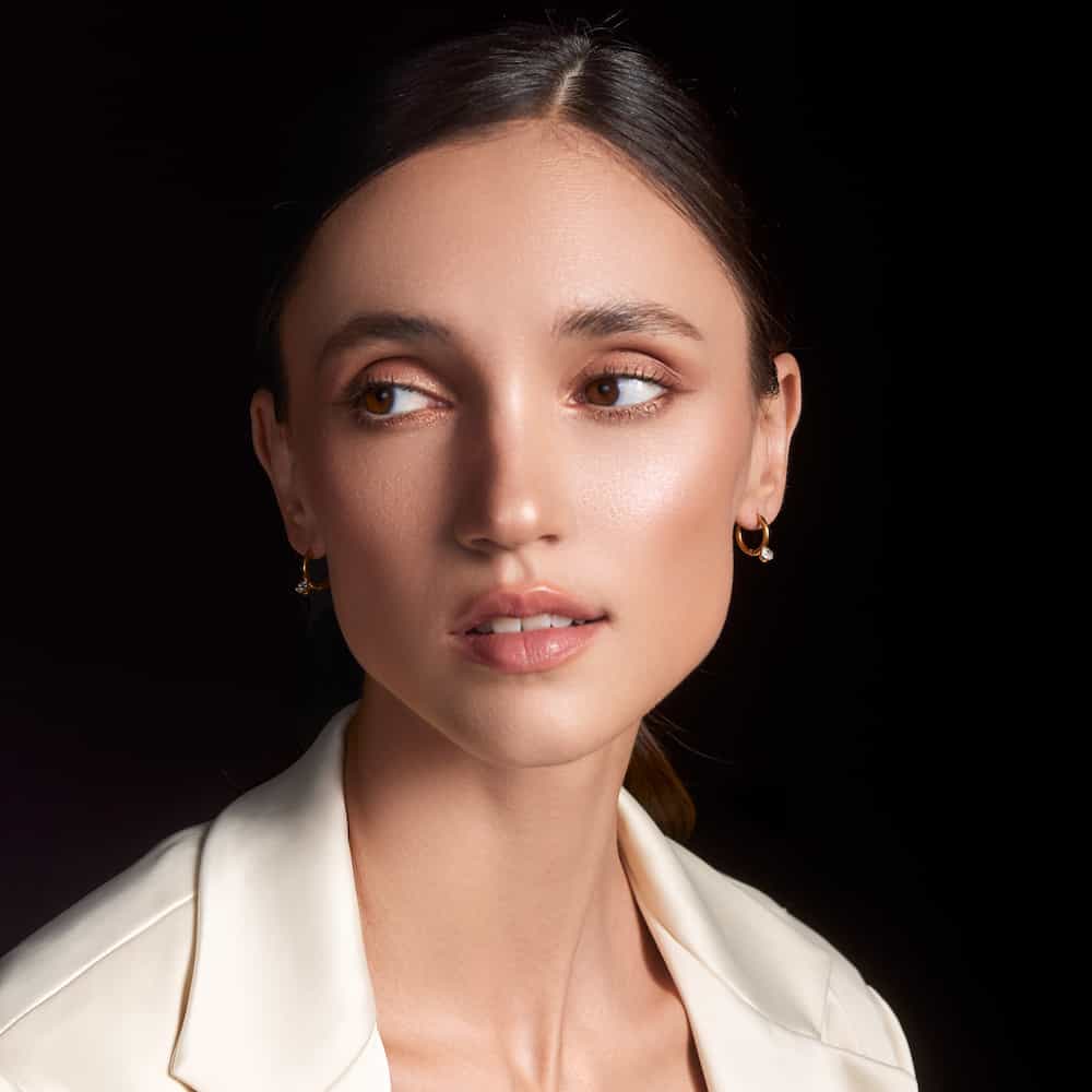 Zirconia hoop earrings p28