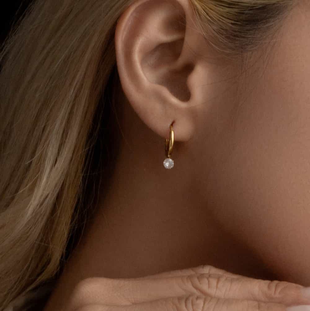 Zirconia hoop earrings p28