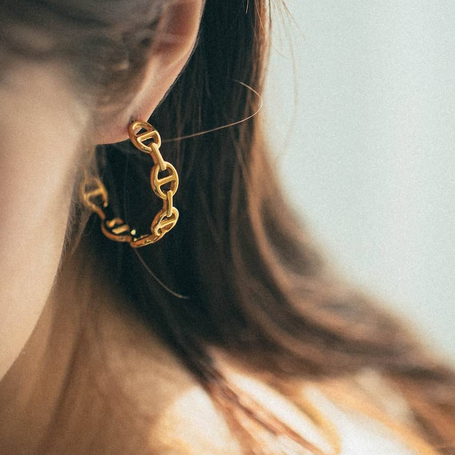 anchor earrings p61