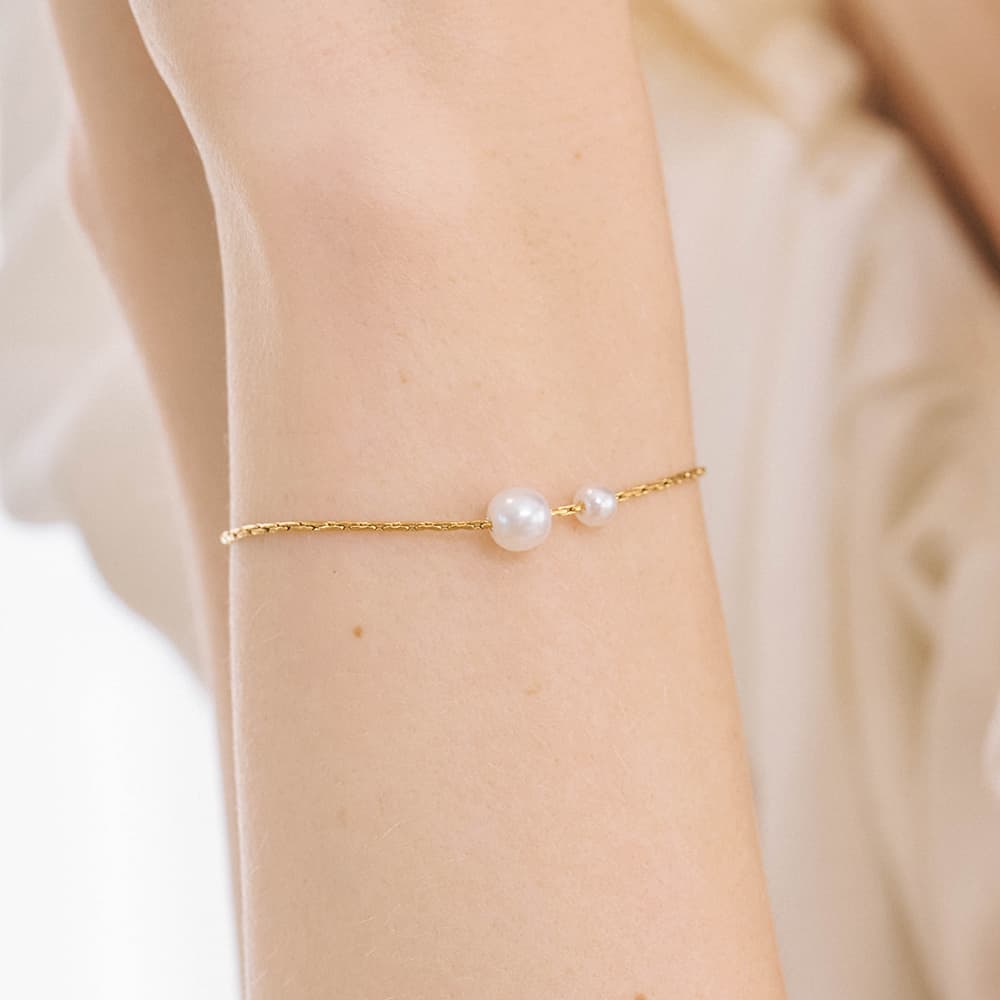 moon bracelet b23