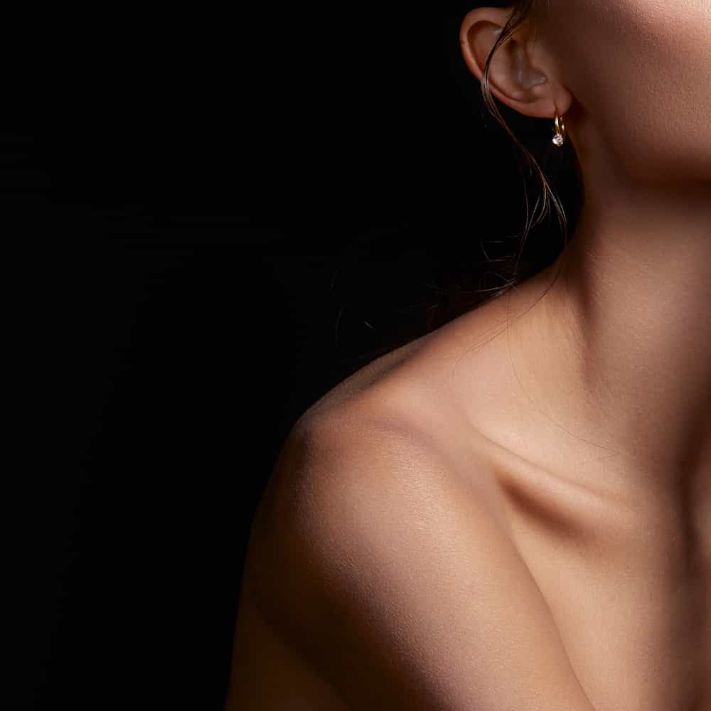 Zirconia hoop earrings p28