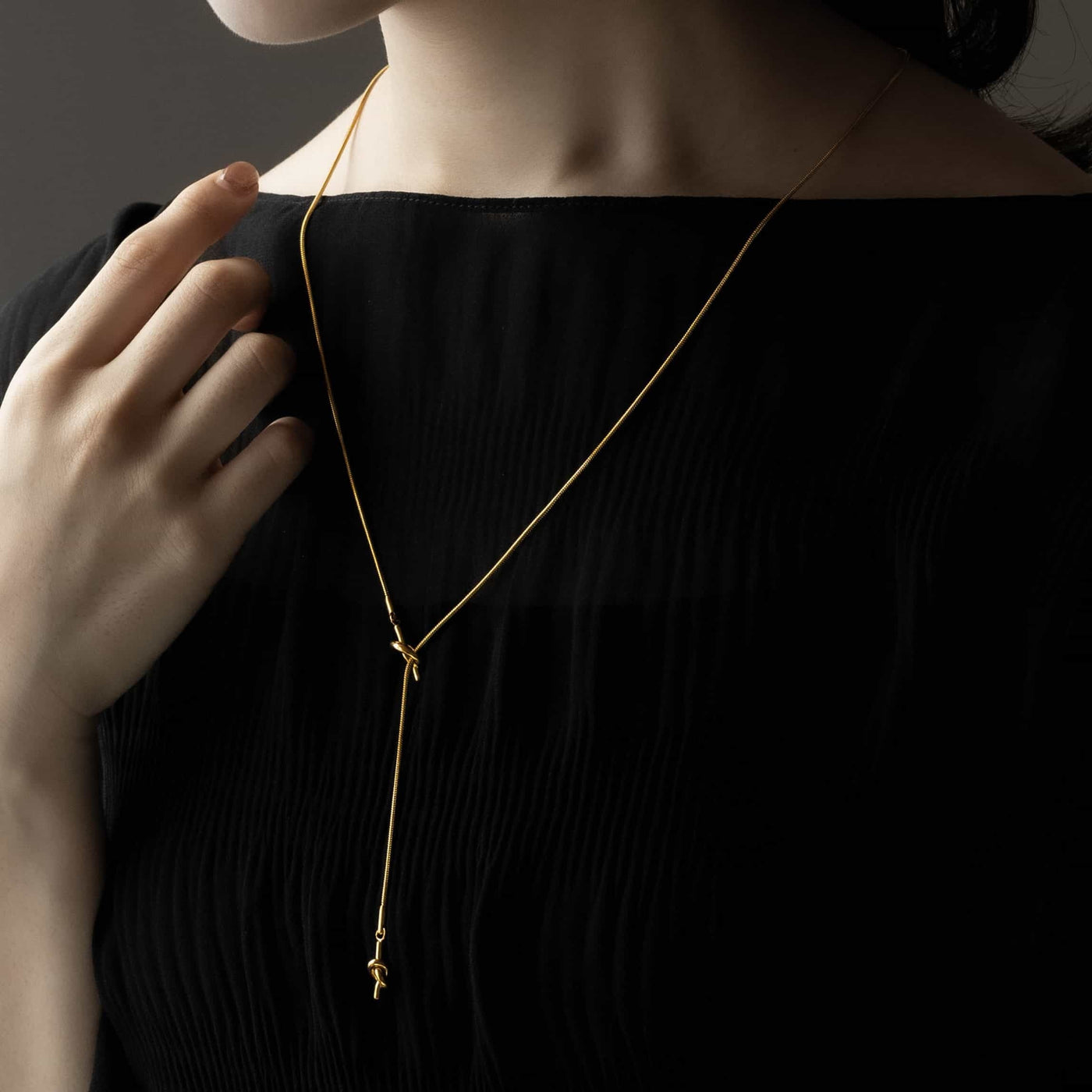 ロング ノット ネックレス n31