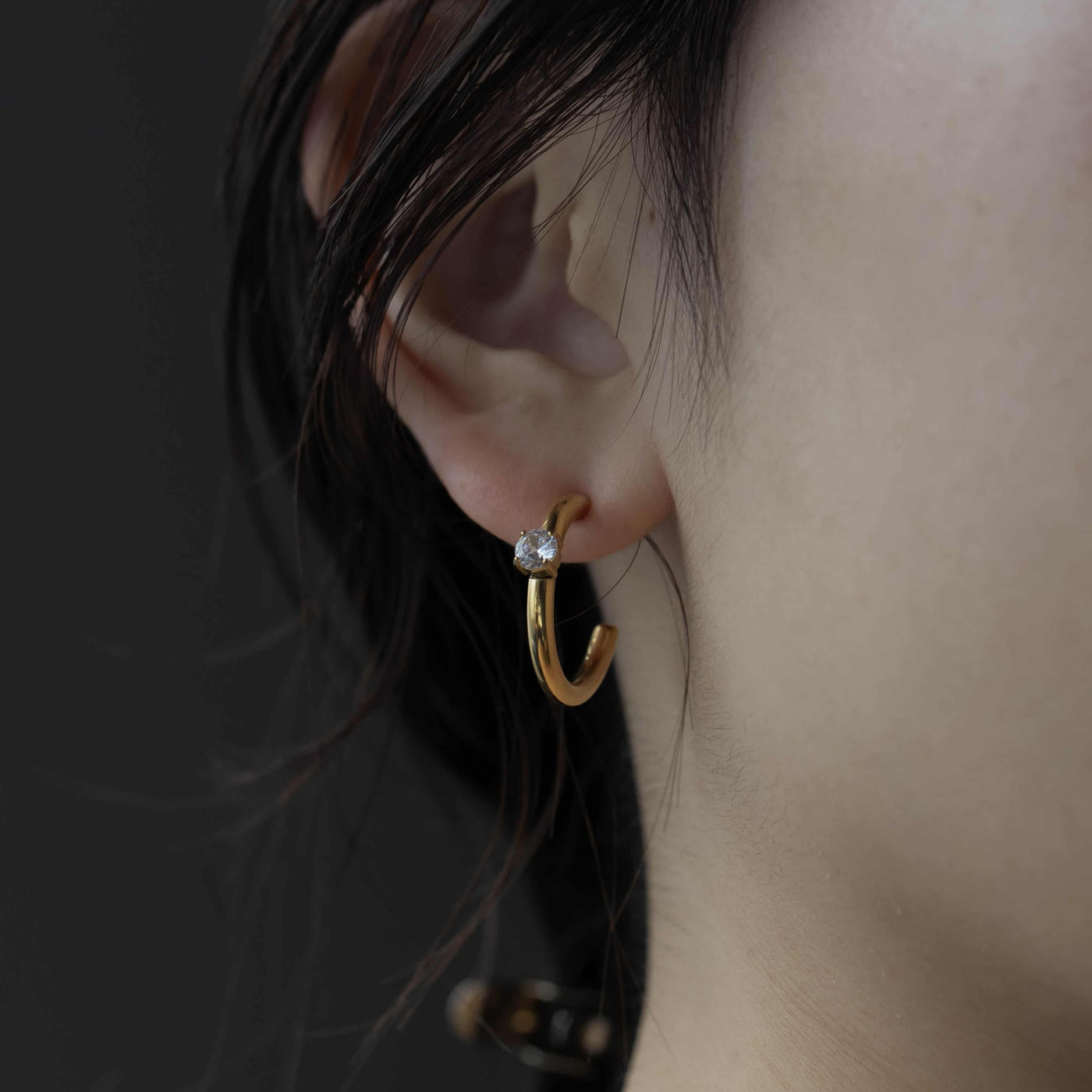 Zirconia hoop earrings p30