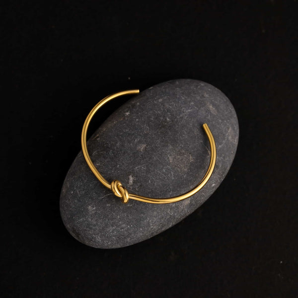 knot bangle b6