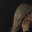 pearl earrings p53