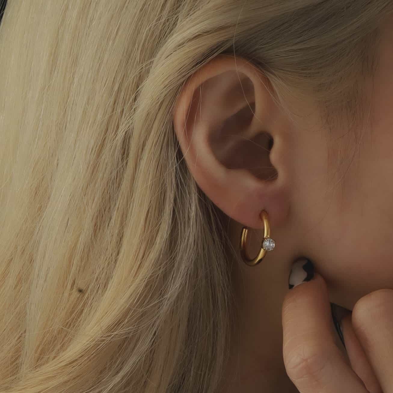 Zirconia hoop earrings p30