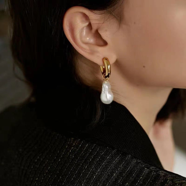 パール ピアス p35
