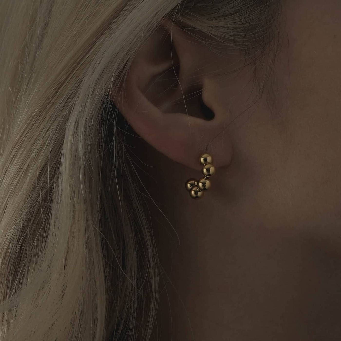 ball hoop earrings p54