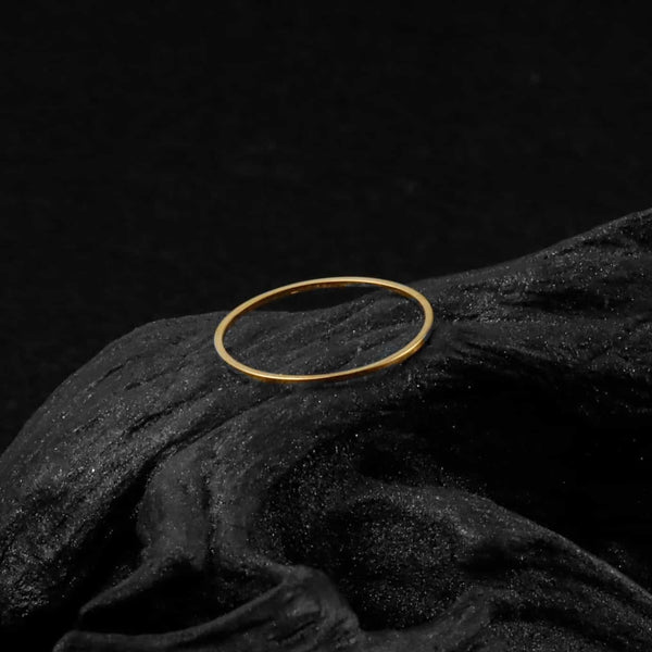 skinny ring r18