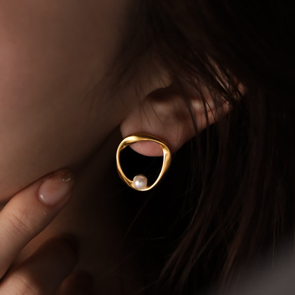 パール ウェーブ ピアス p45