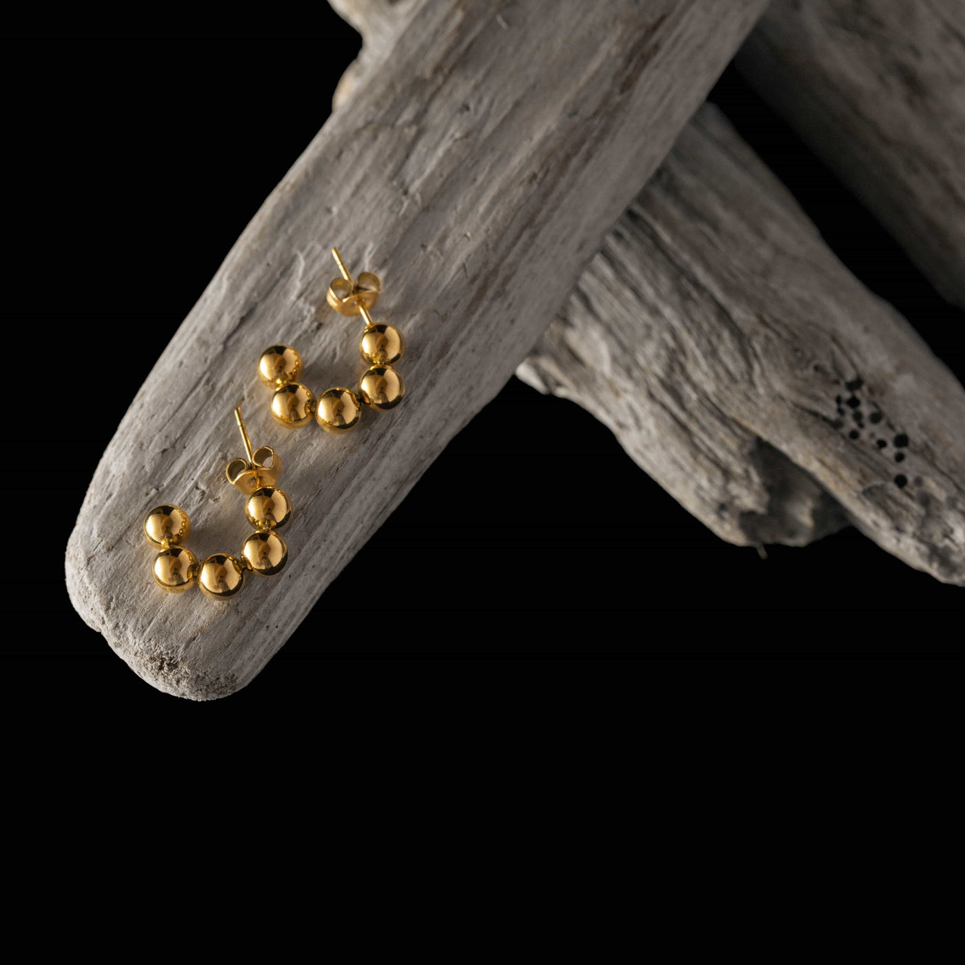 ball hoop earrings p54
